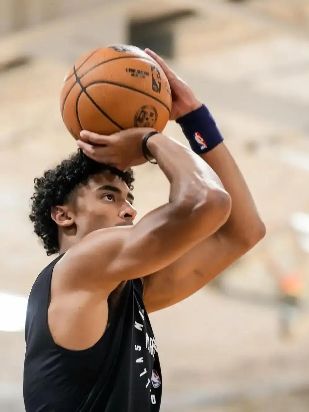 雷速体育官方入口-刚刚！犹他爵士今晨更衣室发声底特律活塞围绕NBA总决赛手感冰凉，冲刺阶段里昂调整名单以备NBA常规赛的简单介绍